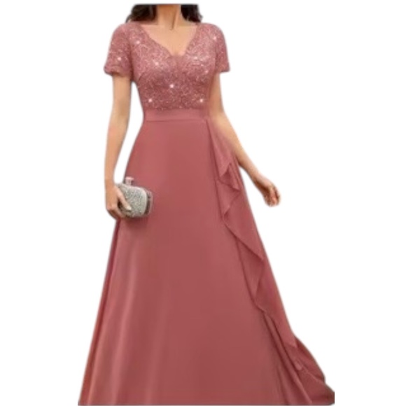 Dresses & Skirts - Women’s Elegant Deep V-Neck Dress size XXL